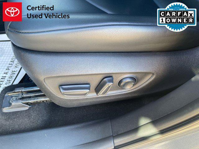 used 2023 Toyota Highlander car, priced at $38,500