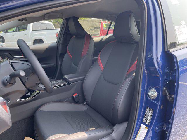 new 2025 Toyota Prius Plug-In Hybrid car, priced at $43,061