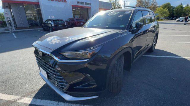 new 2025 Toyota Grand Highlander Hybrid car, priced at $60,038