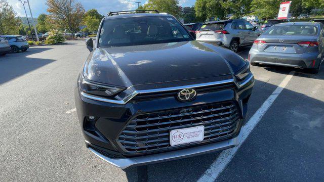 new 2025 Toyota Grand Highlander Hybrid car, priced at $60,038