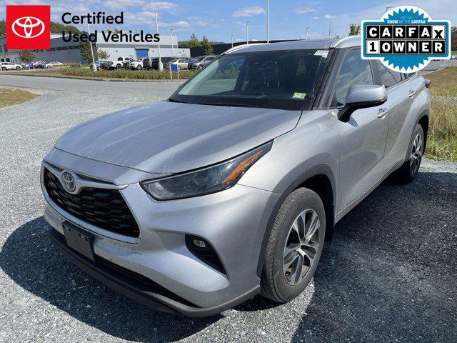 used 2023 Toyota Highlander Hybrid car, priced at $41,900