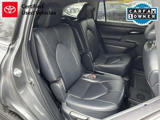 used 2023 Toyota Highlander car, priced at $38,900