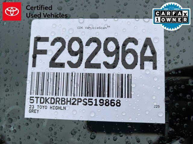 used 2023 Toyota Highlander car, priced at $38,900