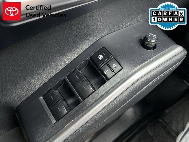 used 2023 Toyota Highlander car, priced at $38,900