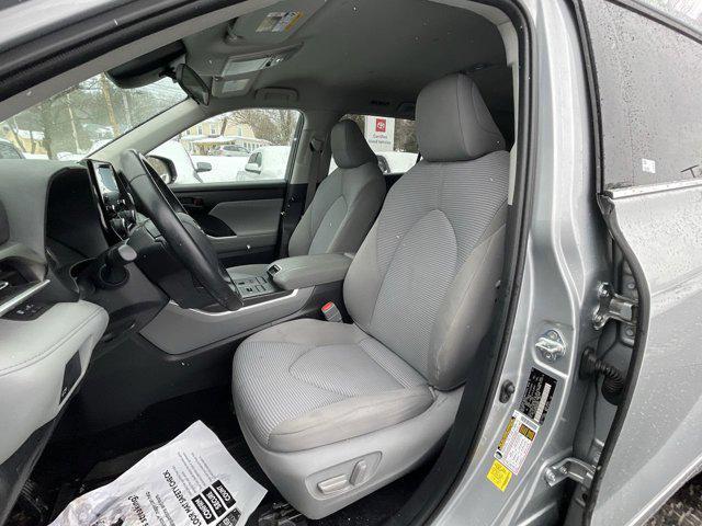 used 2022 Toyota Highlander car, priced at $30,000