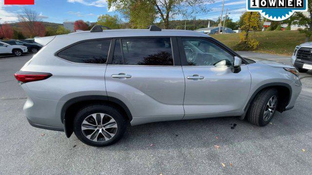 used 2023 Toyota Highlander car, priced at $36,900