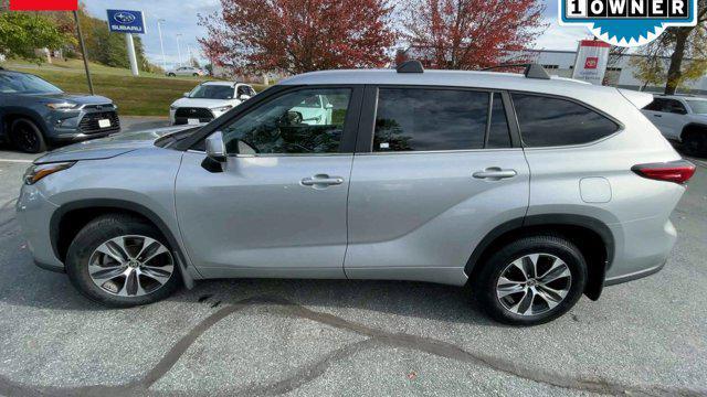 used 2023 Toyota Highlander car, priced at $36,900