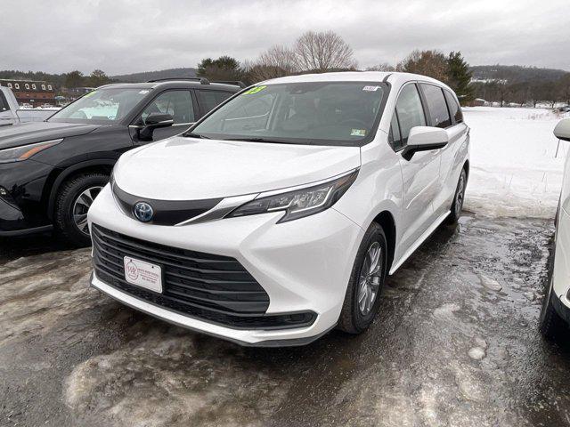 used 2023 Toyota Sienna car, priced at $39,500