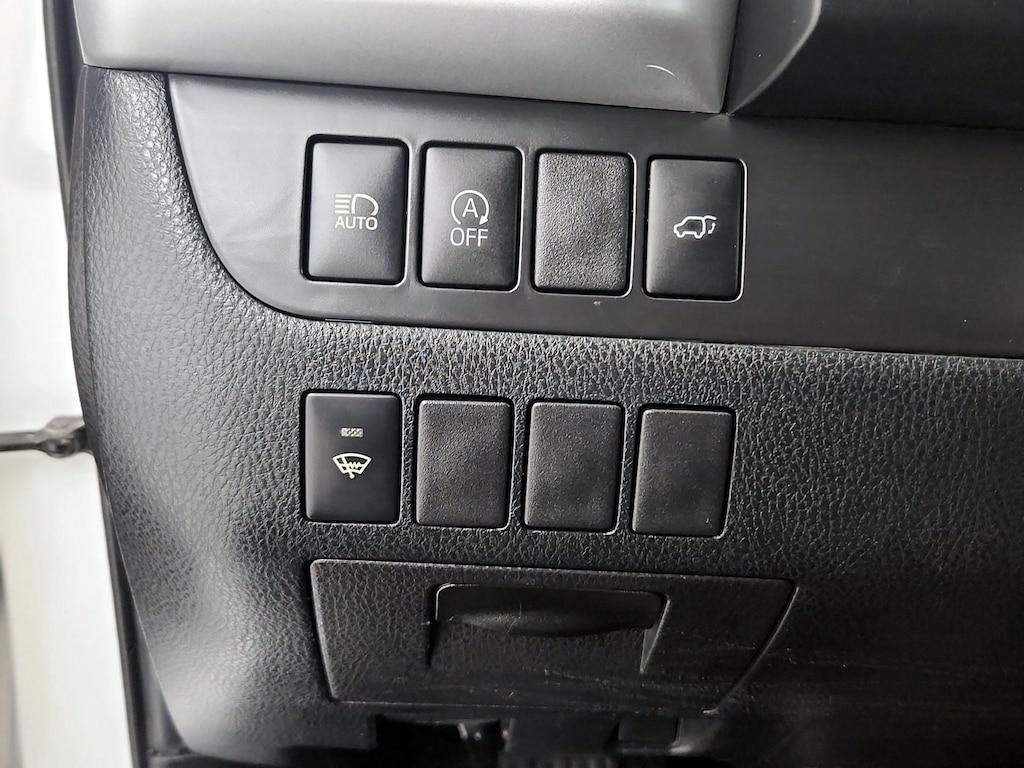used 2019 Toyota Highlander car, priced at $28,998