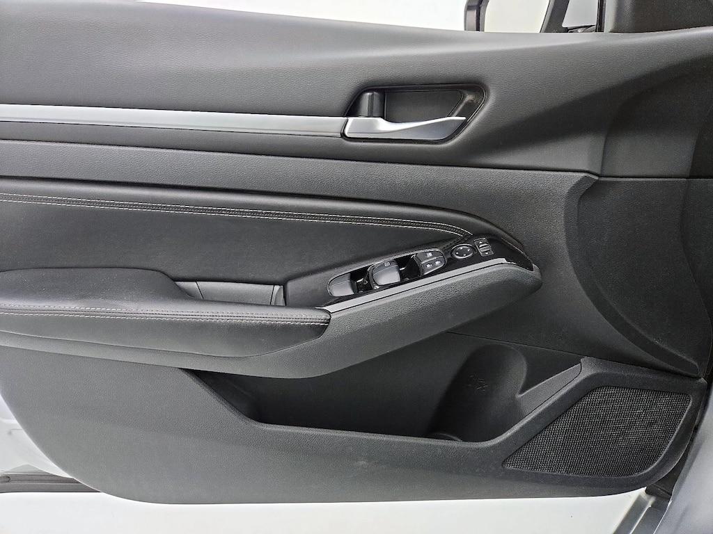 used 2023 Nissan Altima car, priced at $20,998