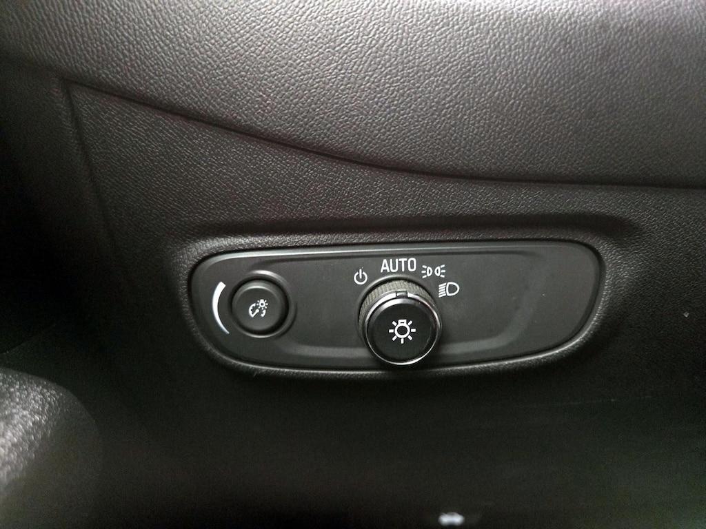 used 2022 Chevrolet Equinox car, priced at $19,998