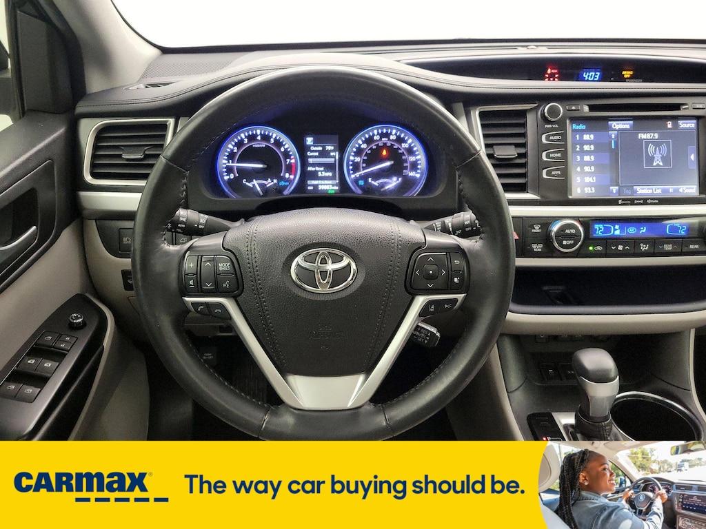 used 2019 Toyota Highlander car, priced at $28,998
