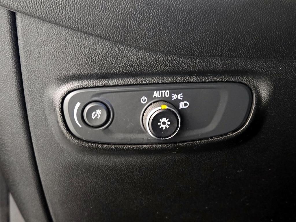 used 2020 Chevrolet Equinox car, priced at $17,998