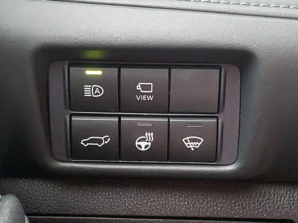 used 2021 Toyota Highlander car, priced at $33,998