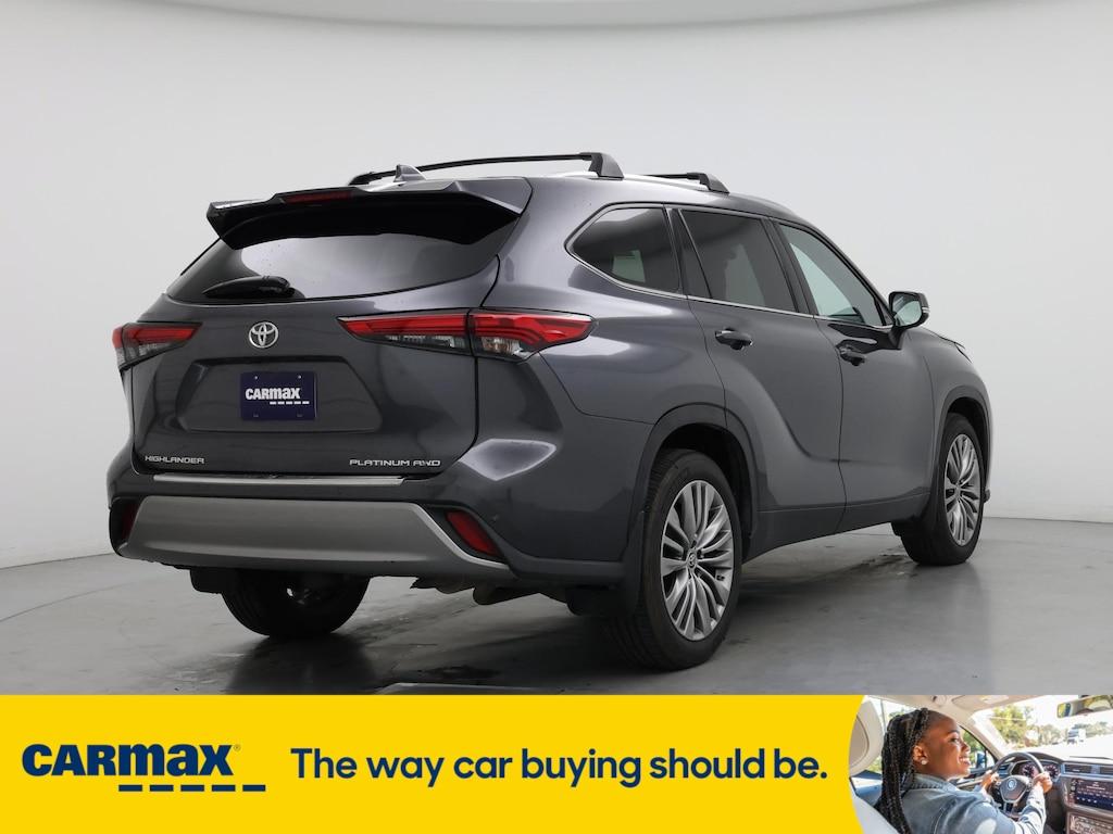 used 2021 Toyota Highlander car, priced at $33,998