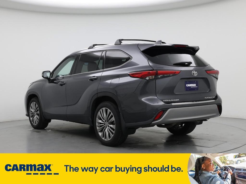 used 2021 Toyota Highlander car, priced at $33,998