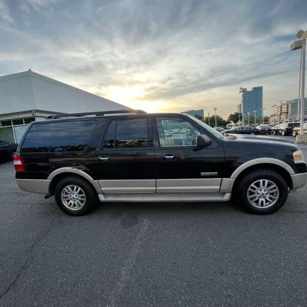 used 2007 Ford Expedition EL car, priced at $7,500