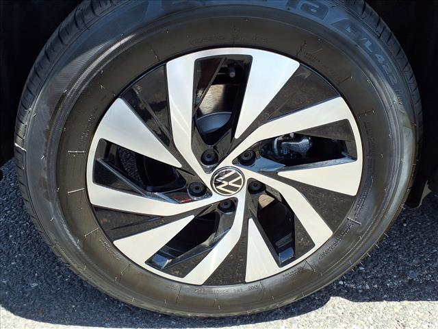 new 2025 Volkswagen Tiguan car, priced at $30,220