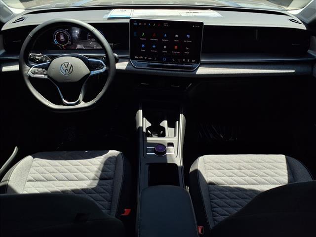 new 2025 Volkswagen Tiguan car, priced at $30,220