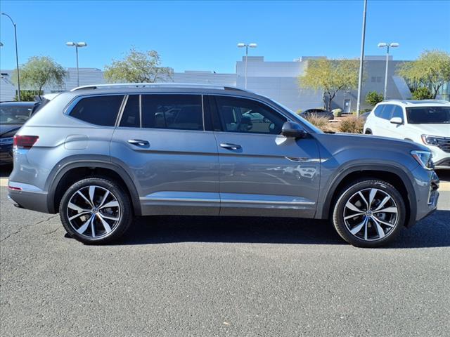 new 2024 Volkswagen Atlas car, priced at $53,718