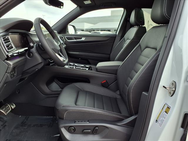 new 2026 Volkswagen Atlas Cross Sport car, priced at $52,106