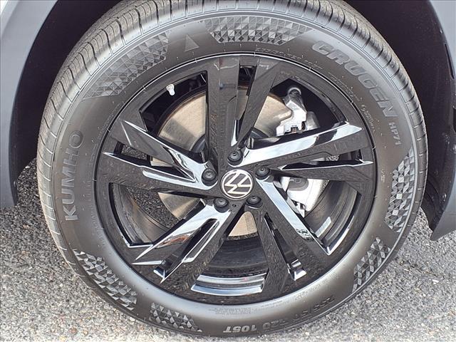 new 2026 Volkswagen Atlas Cross Sport car, priced at $52,106