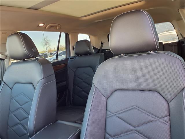 new 2025 Volkswagen Atlas car, priced at $45,091