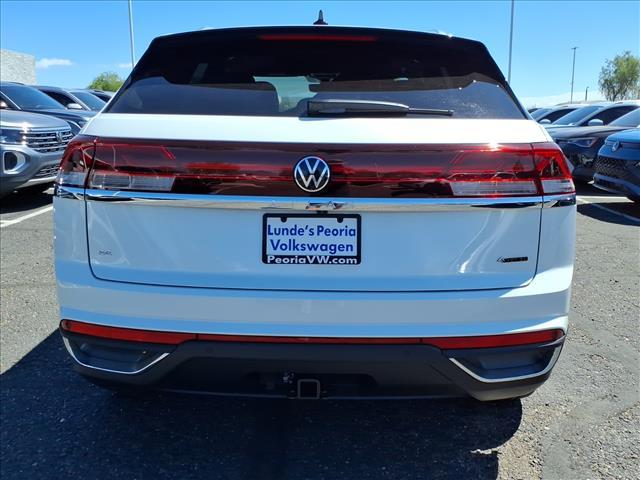 new 2026 Volkswagen Atlas Cross Sport car, priced at $47,084