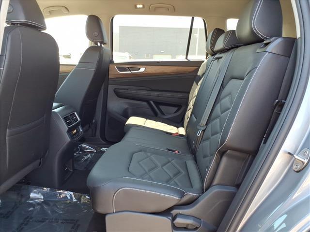 new 2026 Volkswagen Atlas car, priced at $45,603