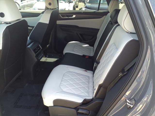 new 2025 Volkswagen Atlas Cross Sport car, priced at $53,201