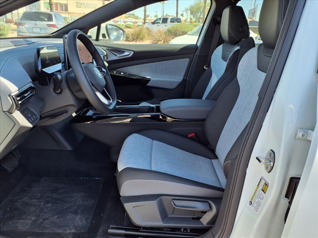 new 2025 Volkswagen ID.4 car, priced at $50,566