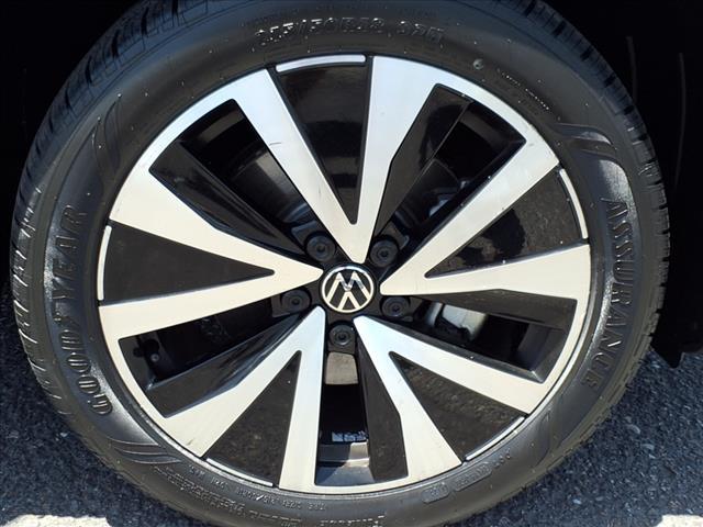 used 2024 Volkswagen Taos car, priced at $23,998