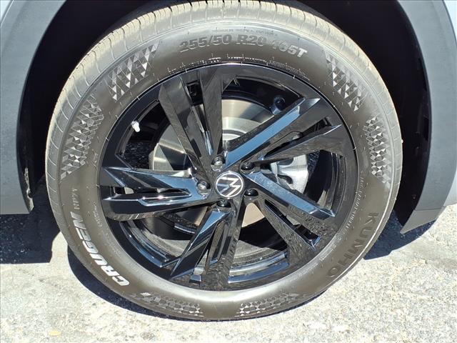 new 2026 Volkswagen Atlas Cross Sport car, priced at $51,116