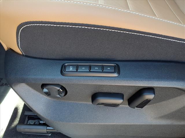 new 2026 Volkswagen Atlas Cross Sport car, priced at $51,116