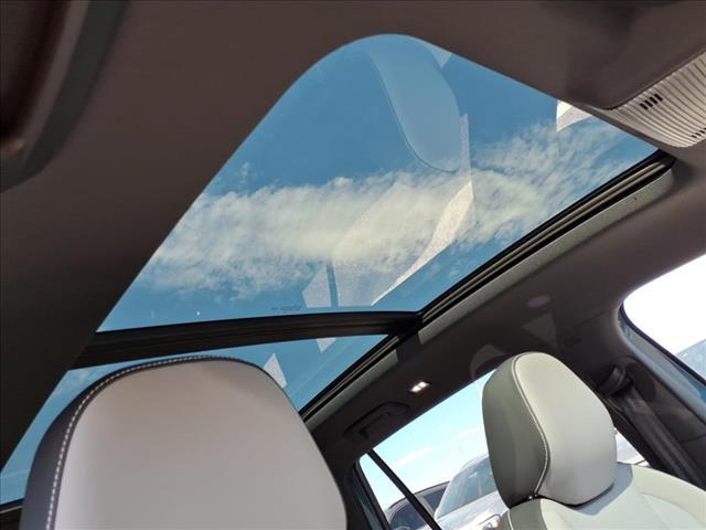 new 2025 Volkswagen Tiguan car, priced at $36,572