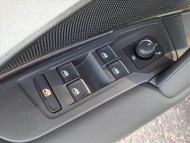 new 2025 Volkswagen Tiguan car, priced at $36,572