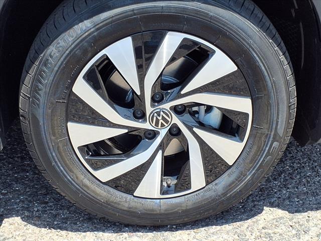 new 2025 Volkswagen Tiguan car, priced at $30,371