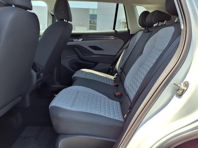 new 2025 Volkswagen Tiguan car, priced at $31,621