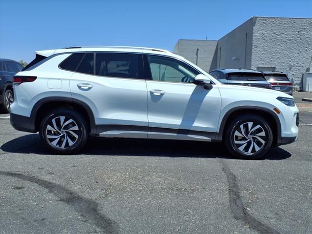 new 2025 Volkswagen Tiguan car, priced at $31,621