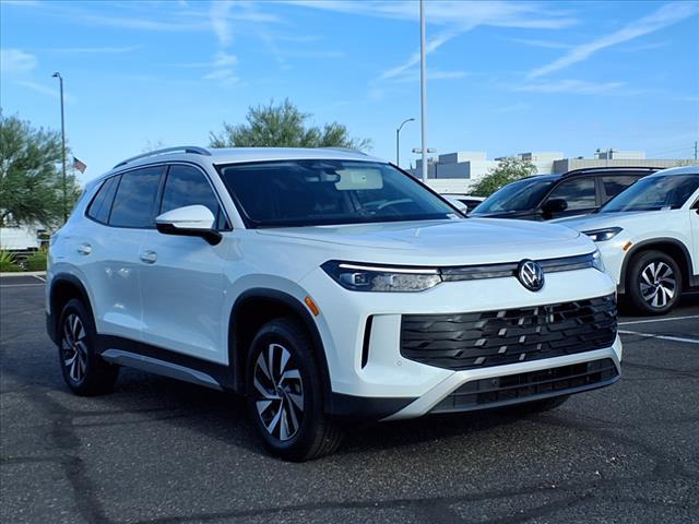 new 2025 Volkswagen Tiguan car, priced at $32,015