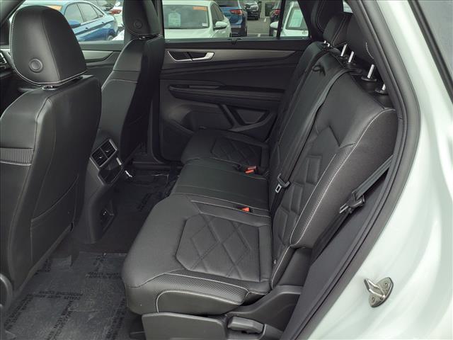 new 2026 Volkswagen Atlas Cross Sport car, priced at $44,817