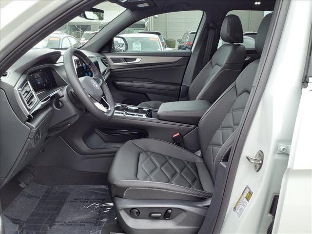 new 2026 Volkswagen Atlas Cross Sport car, priced at $44,817