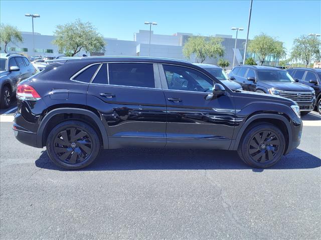 new 2026 Volkswagen Atlas Cross Sport car, priced at $44,957