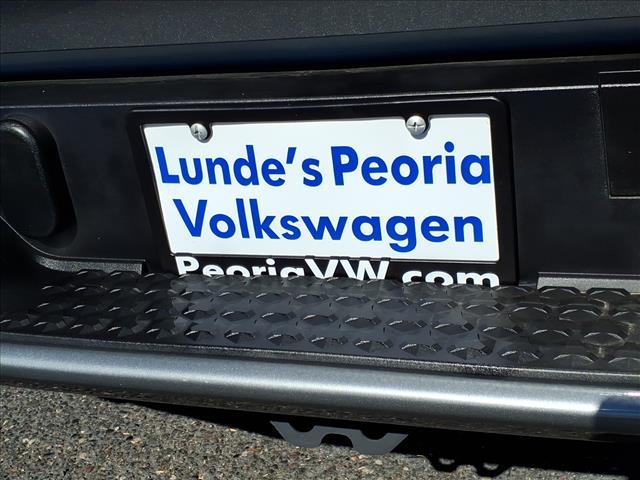 used 2024 Chevrolet Colorado car, priced at $32,998