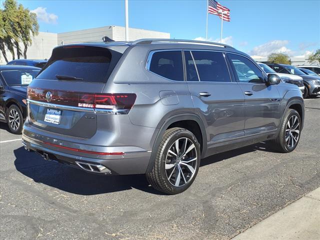 new 2024 Volkswagen Atlas car, priced at $53,408