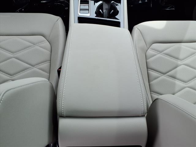 new 2026 Volkswagen Atlas car, priced at $46,198