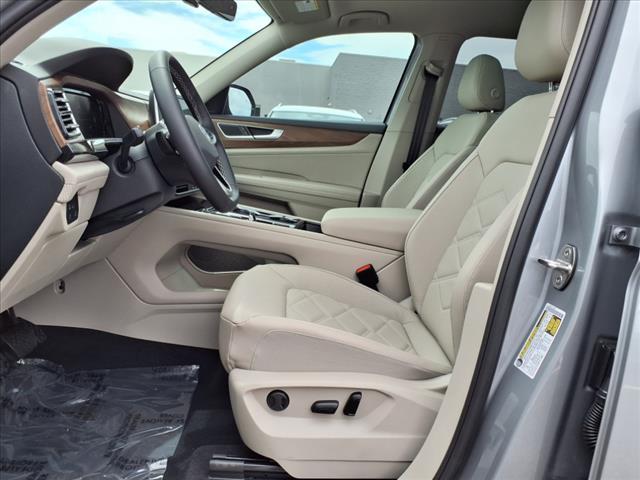 new 2026 Volkswagen Atlas car, priced at $46,198