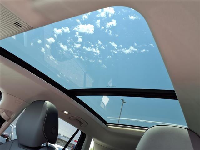 new 2025 Volkswagen Tiguan car, priced at $35,787