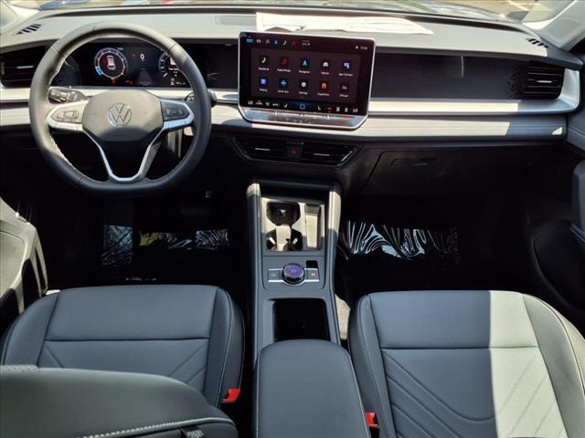 new 2025 Volkswagen Tiguan car, priced at $35,676
