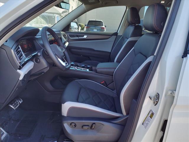 new 2025 Volkswagen Atlas car, priced at $48,454